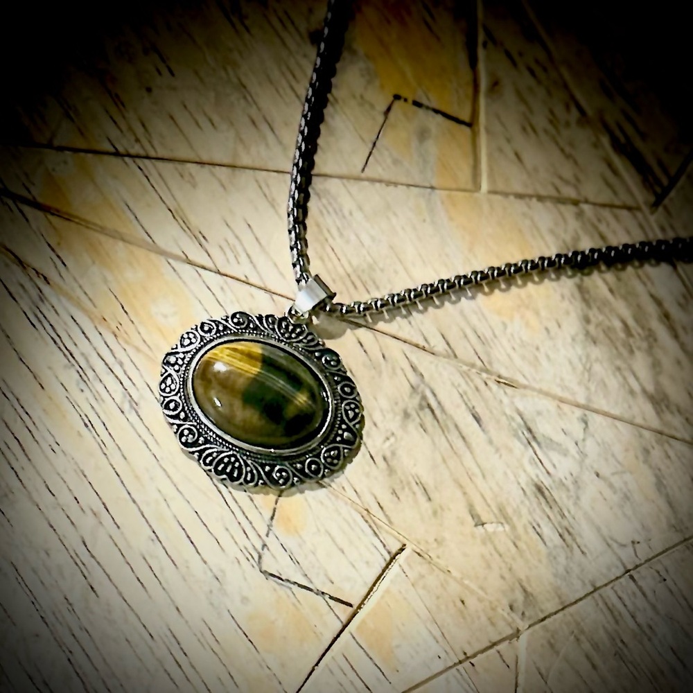 Handmade by me! Tigers Eye Stone Pendant & 22 in Chain Stainless Steel Necklace